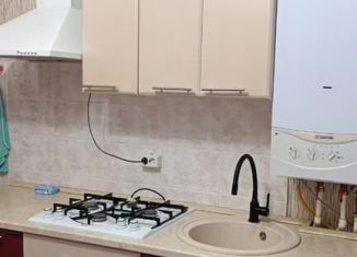 Сдача в аренду двухкомнатной квартиры, 73 м2, Кирсанов, Красноармейская улица, 21В