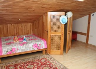 Сдам в аренду комнату, 40 м2, поселок городского типа Заозерное, Бахчисарайская улица, 6