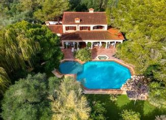 Продам дом, 360 м2, посёлок городского типа Красная Поляна, А-149, 42-й километр