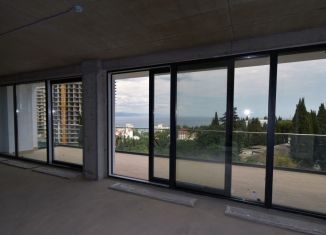 Продаю 3-ком. квартиру, 154.2 м2, Алушта, Западная улица, 4к3/2