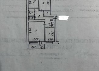 Продам 3-комнатную квартиру, 60 м2, Губкин, улица Лизы Чайкиной, 4