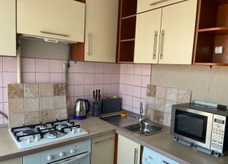 Сдается в аренду 3-ком. квартира, 55 м2, Зеленоград, Заводская улица