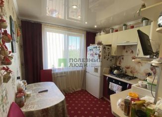 Продается двухкомнатная квартира, 55 м2, поселок Круглое Поле, улица Гагарина, 9