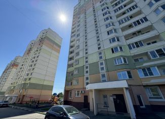 Сдается в аренду 1-комнатная квартира, 42.5 м2, Тула, улица Хворостухина