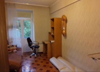 Сдаю трехкомнатную квартиру, 54 м2, Североморск, улица Сафонова, 3