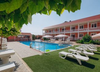 Сдаю комнату, 24 м2, поселок городского типа Заозерное, Севастопольская улица, 42