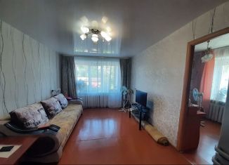 Продается 3-комнатная квартира, 52 м2, Агрыз, улица Гагарина, 2