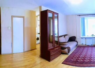 Сдается в аренду однокомнатная квартира, 32 м2, Петергоф, Озерковая улица, 51к2