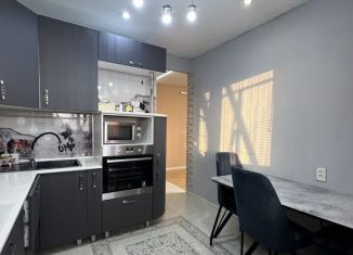 Продается 3-комнатная квартира, 76 м2, Стерлитамак, улица Имая Насыри, 2