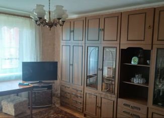 Сдается 2-комнатная квартира, 53 м2, Чехов, улица Чехова, 2