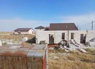 Продаю земельный участок, 10 сот., село Штормовое, улица Дружбы, 25