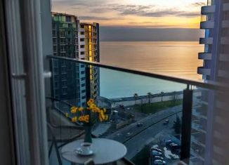 Продаю 1-ком. квартиру, 36 м2, Сочи, микрорайон Приморье, Курортный проспект, 108