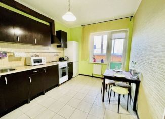 Сдается двухкомнатная квартира, 40 м2, Краснодар, 3-я Целиноградская улица, 2, микрорайон Молодёжный