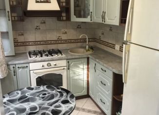 Сдача в аренду 2-ком. квартиры, 45 м2, Орёл, улица Цветаева, 44, Советский район