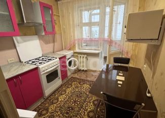 Сдается трехкомнатная квартира, 65 м2, Ставрополь, улица Михаила Морозова, 45, Ленинский район