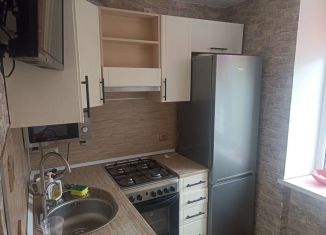 Сдача в аренду 2-ком. квартиры, 44 м2, Кронштадт, улица Восстания, 26