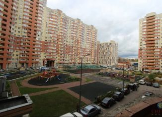 Продаю 2-ком. квартиру, 70 м2, Люберцы, Октябрьский проспект, 1