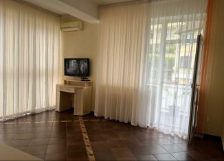 Сдаю в аренду двухкомнатную квартиру, 64 м2, Сочи, Калужская улица, 23А, микрорайон Новый Сочи