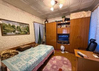 Продается однокомнатная квартира, 30 м2, Армавир, улица Кирова, 84