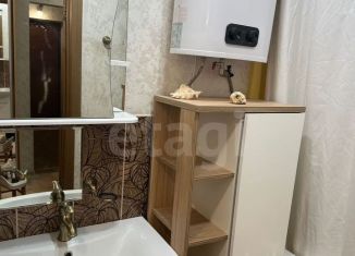 Продажа 1-ком. квартиры, 42.3 м2, Тюмень, улица Сидора Путилова, 45, ЖК Лукоморье