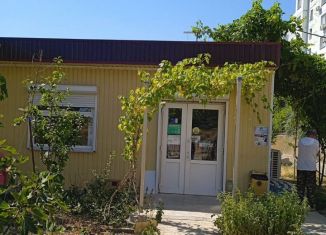 Продам торговую площадь, 54 м2, Крым, 2-й микрорайон, 78В2