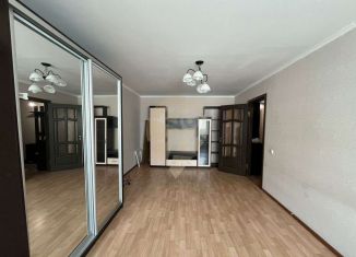 Продаю однокомнатную квартиру, 37.7 м2, Губкин, 2-я Академическая улица, 30Б