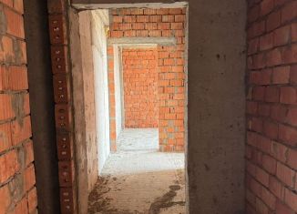 Продаю двухкомнатную квартиру, 73.6 м2, Махачкала, проспект Насрутдинова, 272И