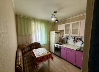 Продаю 1-комнатную квартиру, 36.7 м2, Старый Оскол, микрорайон Южный, 10