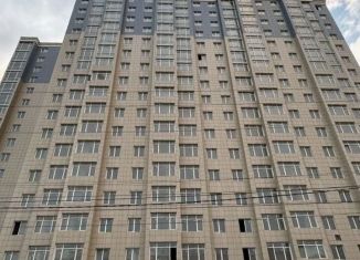 Продам 1-комнатную квартиру, 45 м2, Махачкала, улица Времена Года, 7, ЖК Панорама