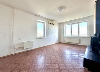 Продаю 2-ком. квартиру, 65 м2, Краснодарский край, Восточно-Кругликовская улица, 65