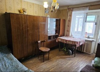 Продам 2-комнатную квартиру, 43.3 м2, Александров, улица Кубасова, 7