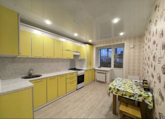 Продам двухкомнатную квартиру, 60 м2, Йошкар-Ола, улица Прохорова, 46, микрорайон 9В