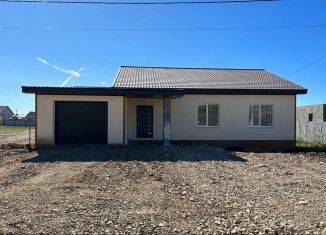 Продаю дом, 105 м2, село Красная Башкирия, улица Ивана Суворова, 27