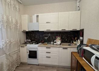 Сдаю в аренду 1-комнатную квартиру, 37 м2, Оренбург, улица Дорофеева, 7