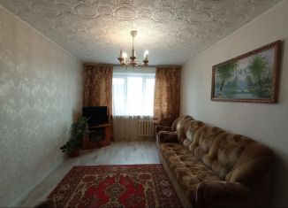 Продам 3-ком. квартиру, 68.5 м2, Стерлитамак, улица Гоголя, 120А