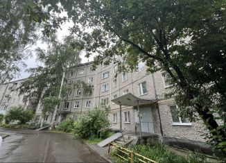 Продам 5-ком. квартиру, 102 м2, Екатеринбург, улица Начдива Онуфриева, 24к1, Ленинский район