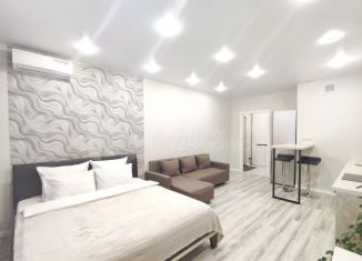 Продаю квартиру студию, 30.9 м2, Тюмень, улица Дмитрия Менделеева, 2, ЖК Кристалл