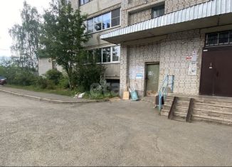 Продается 1-ком. квартира, 32.4 м2, Глазов, улица Сулимова, 87