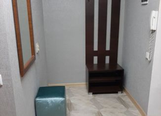 Сдам в аренду однокомнатную квартиру, 32 м2, Тихорецк, Ленинградская улица, 135