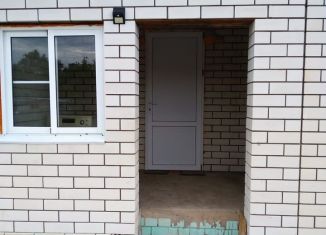 Продаю дом, 90 м2, Михайловка, площадь Конституции