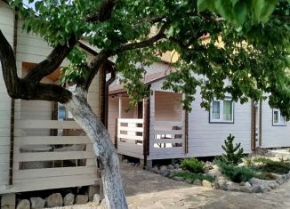 Сдается в аренду дом, 30 м2, Судак, улица Ломоносова, 1