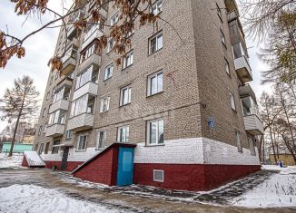 Продам комнату, 21 м2, Новосибирск, улица Есенина, 25, метро Золотая Нива