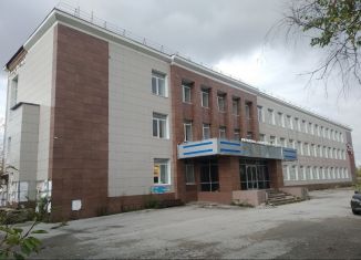 Продаю помещение свободного назначения, 2448.5 м2, Березники, Трактовая улица, 17Б