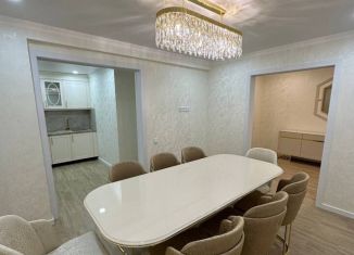 Многокомнатная квартира на продажу, 137 м2, Сочи, улица Яна Фабрициуса, 2/9, микрорайон Яна Фабрициуса