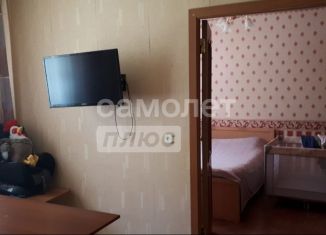 Продажа 3-ком. квартиры, 60 м2, Клин, улица Дзержинского, 9