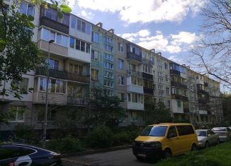 Продам 1-комнатную квартиру, 30 м2, Санкт-Петербург, улица Орджоникидзе, 41к2, муниципальный округ Звёздное