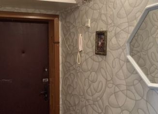 Сдаю в аренду 1-ком. квартиру, 37 м2, Богородицк, Защитная улица, 6