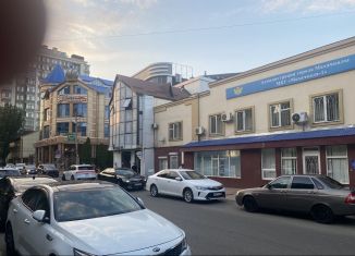 Сдам офис, 500 м2, Махачкала, улица Богатырёва, 4