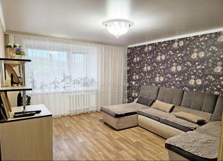 Продажа 4-комнатной квартиры, 74 м2, Кумертау, улица Мажита Гафури, 2Б