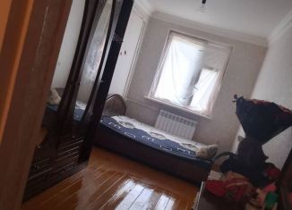 Трехкомнатная квартира на продажу, 61.5 м2, Грозный, Байсангуровский район, переулок Ленина, 10